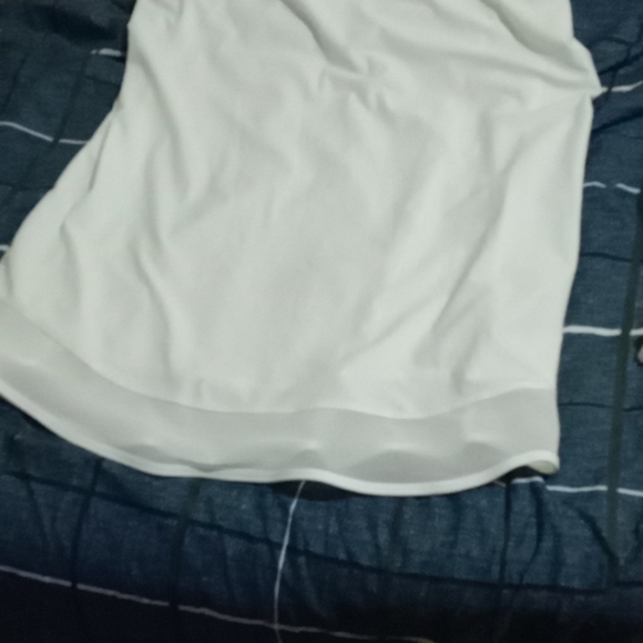 Joe Fresh Active Top XL - Picture 2 of 4